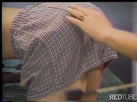 Молоденькая киска очень любит мазохистские наклонности своего парня