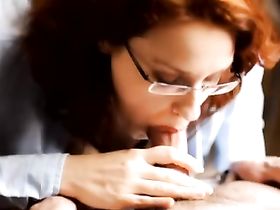 Кончил в рот очкастой училке