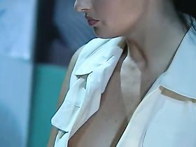 Секретарша соблазнила начальника на секс