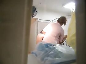 Скрытые съемки у гинеколога через окно