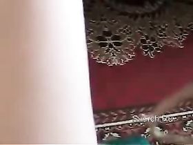 Муж с подругой жены