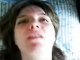 Мастурбация русской девки с расческой