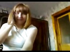 Любительница пососать писюн и поболтать по телефону