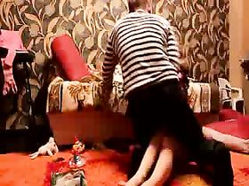 Парень облизывает влагалище и анальную дырочку девушке