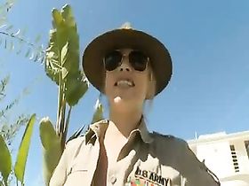 Жесткий анал с ковбойшей