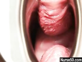 Зрелая медсестра с волосатой писькой