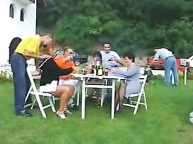 Немецкая групповая оргия на природе