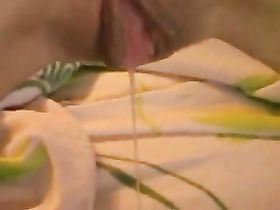 Мужик лижет пизду бабенке в позе 69