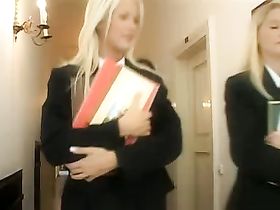 Непослушная студентка наказана за плохие оценки глубоким трахом