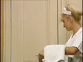 Пациент клиники долбит похотливую медсестру