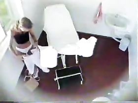 Осмотр у гинеколога под скрытой камерой