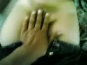 Индийская студентка учится трахаться