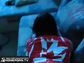 Хочет выебать в очко свою подругу