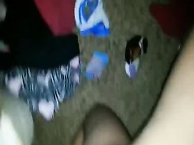 Поставил телку в нужную позу и отымел ее в попец