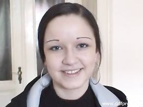 Порно кастинг с невинной девушкой